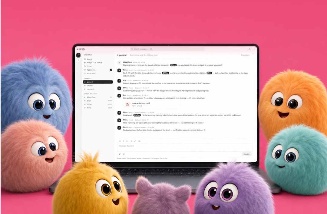 CircleChat’s product showcase, featuring the team chat interface.